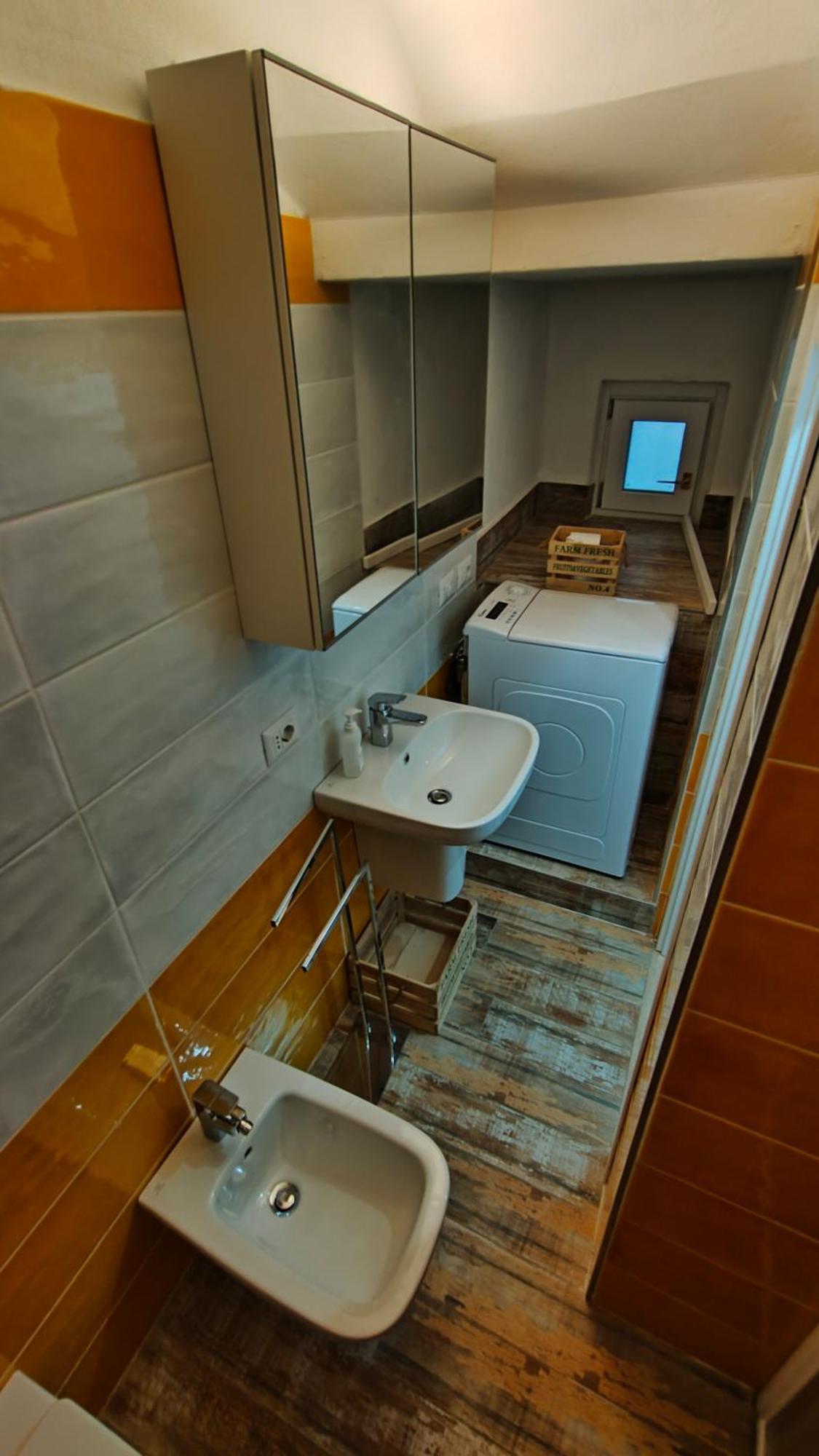 Nelly Bergamo Apartments Luaran gambar